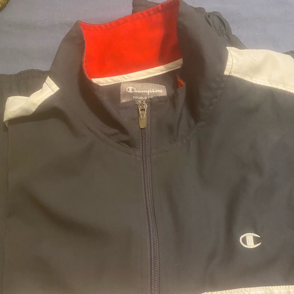 Champion vintage windbreaker - Picture 1 of 3